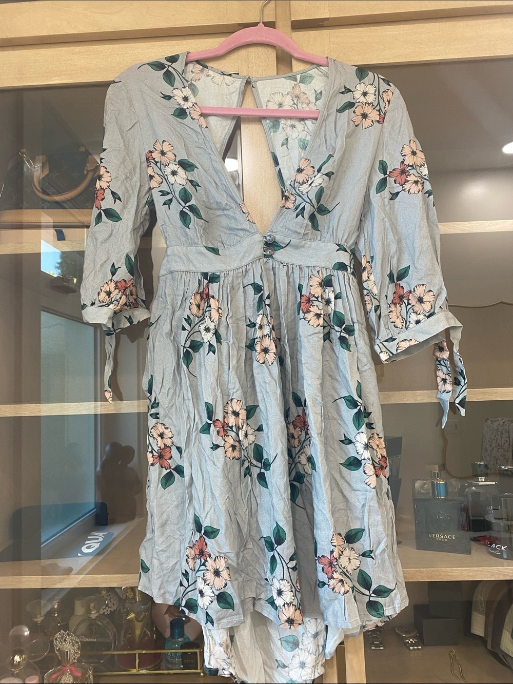 saltwater LUXE Light Blue Floral High-Low V-Neck Dress